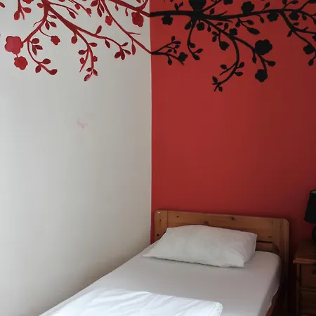 Viru Backpackers بيت شباب