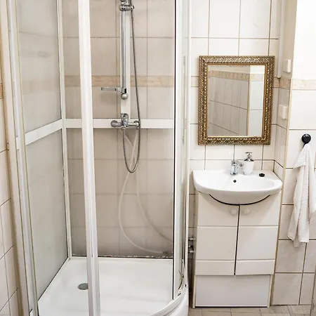 Viru Backpackers Hostal